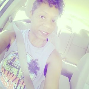 Meet your Posher, Candance